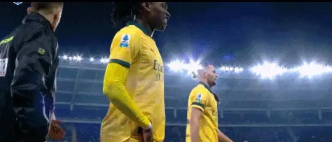 今年会体育曼联主场大捷，球员赛后激动庆祝胜利，部分.的简单介绍