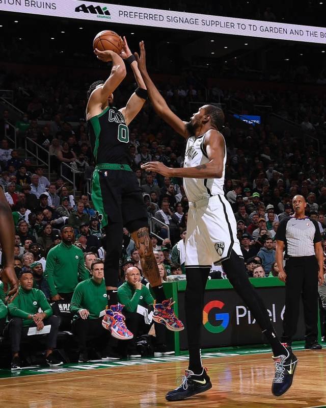 jinnianhui sports包含风云突变纽卡斯尔窗口期造点机会广州队集结日绝杀压哨，这一次真的杜兰特在瑞士队比赛中关键助攻的词条